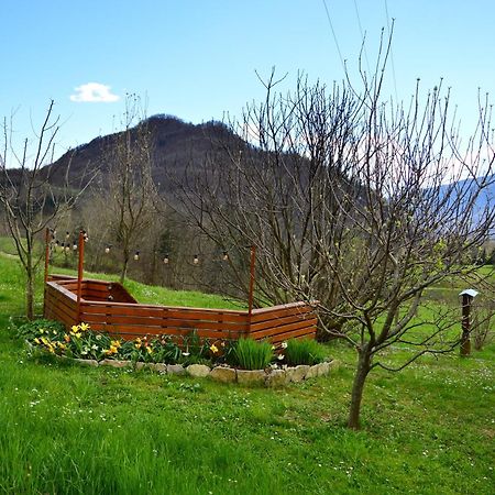 Sleeping With The Bees Kozjak Kobarid Exterior foto