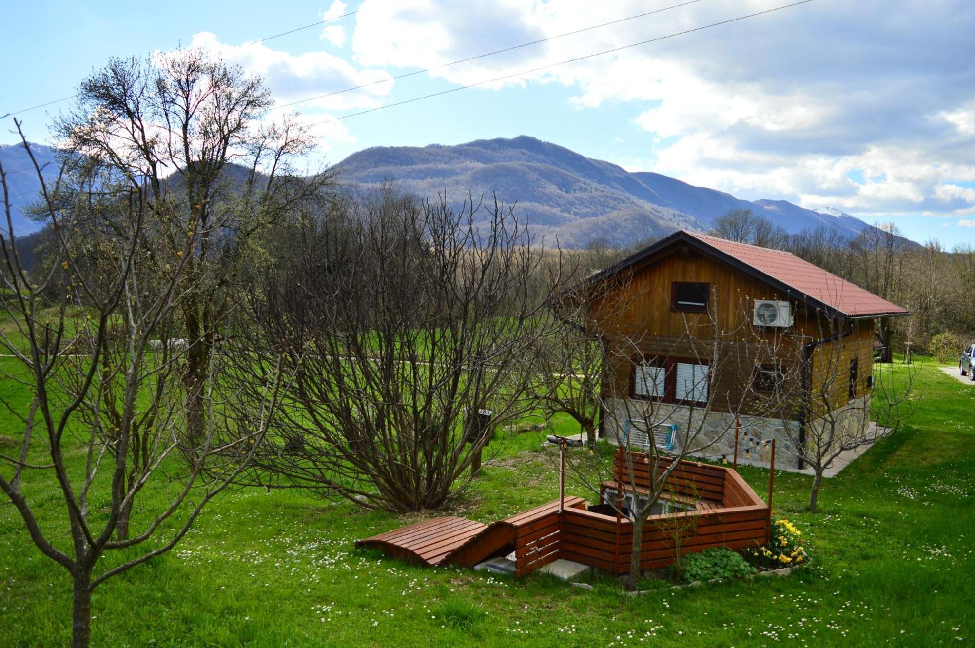 Sleeping With The Bees Kozjak Kobarid Exterior foto